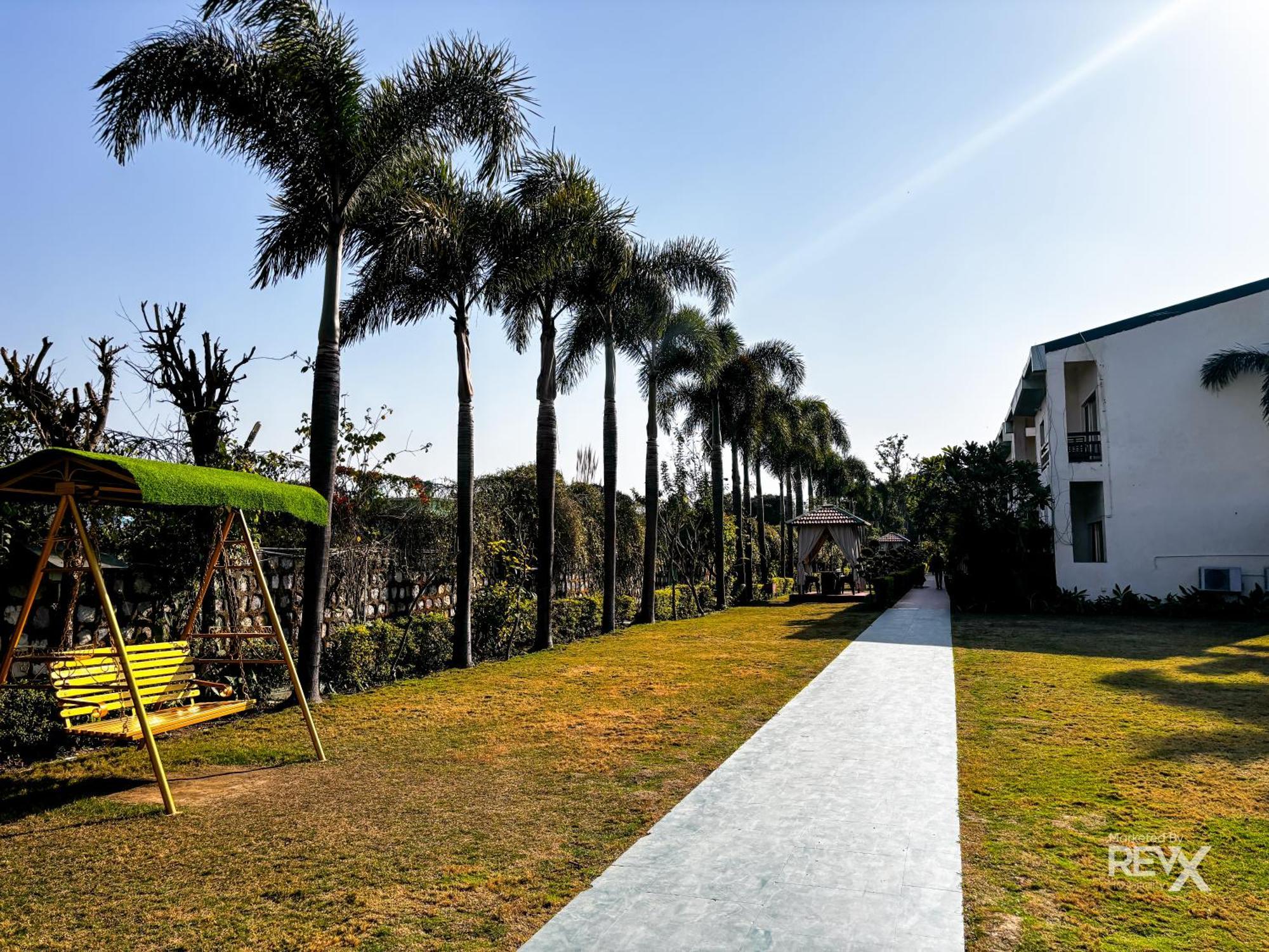 The Neeraj River Forest Resort Ayurvedic Wellness Center Rishikesh Bagian luar foto