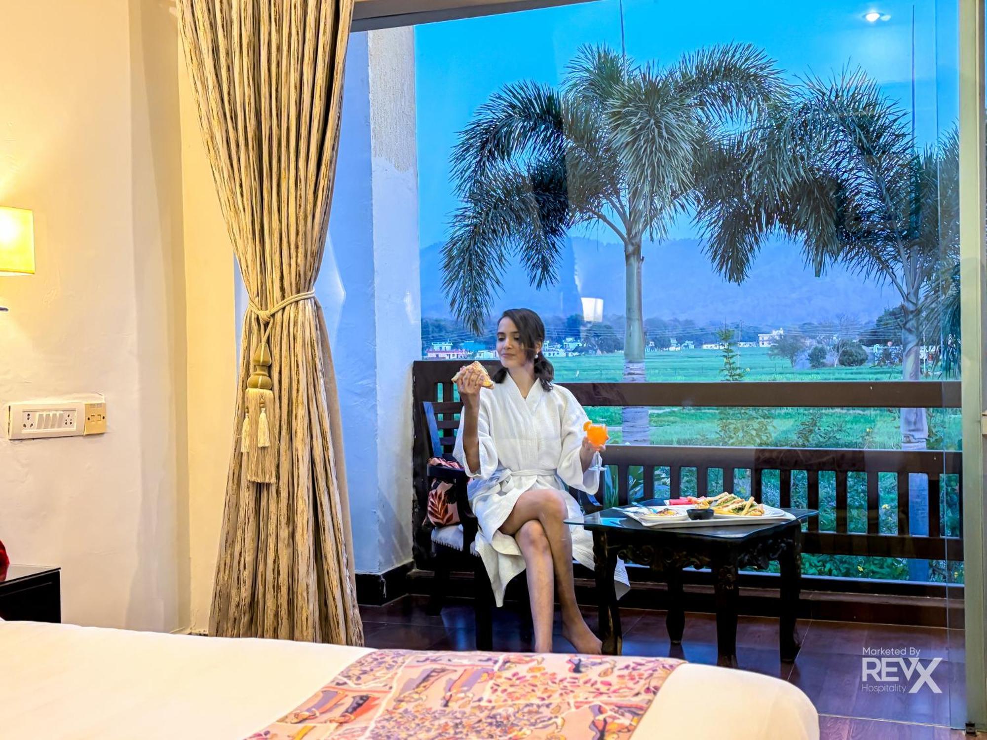 The Neeraj River Forest Resort Ayurvedic Wellness Center Rishikesh Bagian luar foto