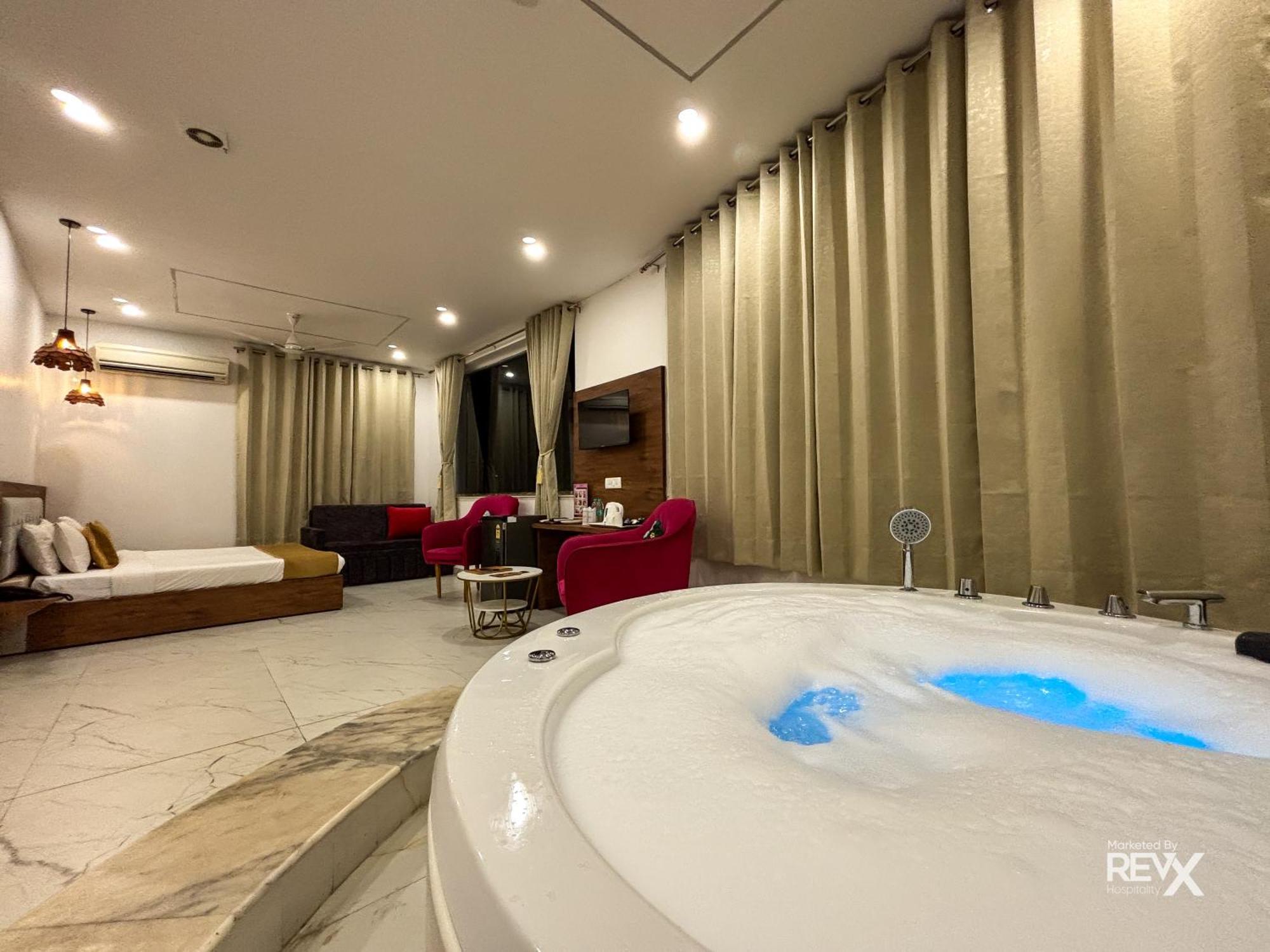 The Neeraj River Forest Resort Ayurvedic Wellness Center Rishikesh Bagian luar foto